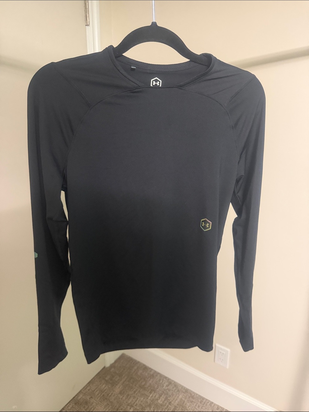 Under Armour Men’s Long-Sleeve Performance Shirt - Black